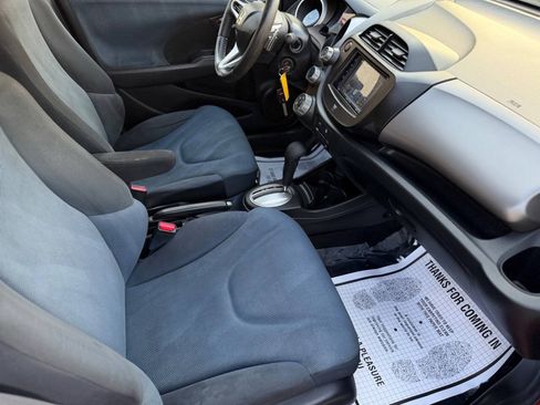 Used 2009 Honda Fit Sport image 18