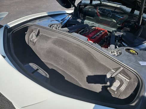 Used 2023 Chevrolet Corvette Stingray Coupe w/ Z51 Performance Package image 10