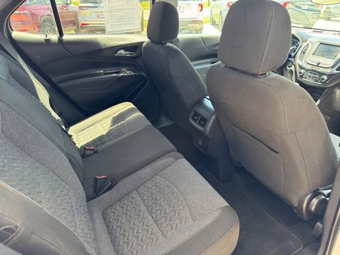 Used 2023 Chevrolet Equinox LT AWD/4WD image 13