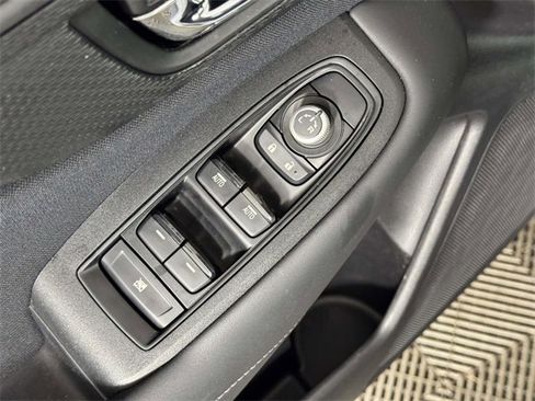 Used 2020 Subaru Legacy Premium image 18