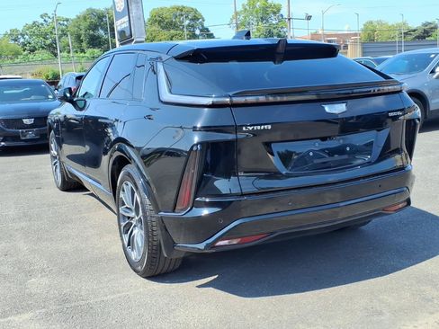 Certified 2024 Cadillac Lyriq Sport w/ LPO, Floor Liner Package AWD/4WD image 7