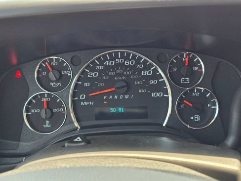 New 2025 GMC Savana 2500 w/ Driver Convenience Package RWD image 21