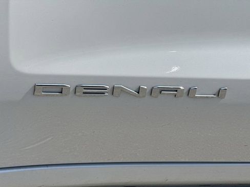 Used 2025 GMC Sierra 1500 Denali AWD/4WD image 33