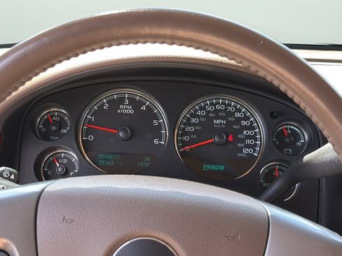 Used 2013 Chevrolet Avalanche LT w/ All-Star Edition RWD image 13