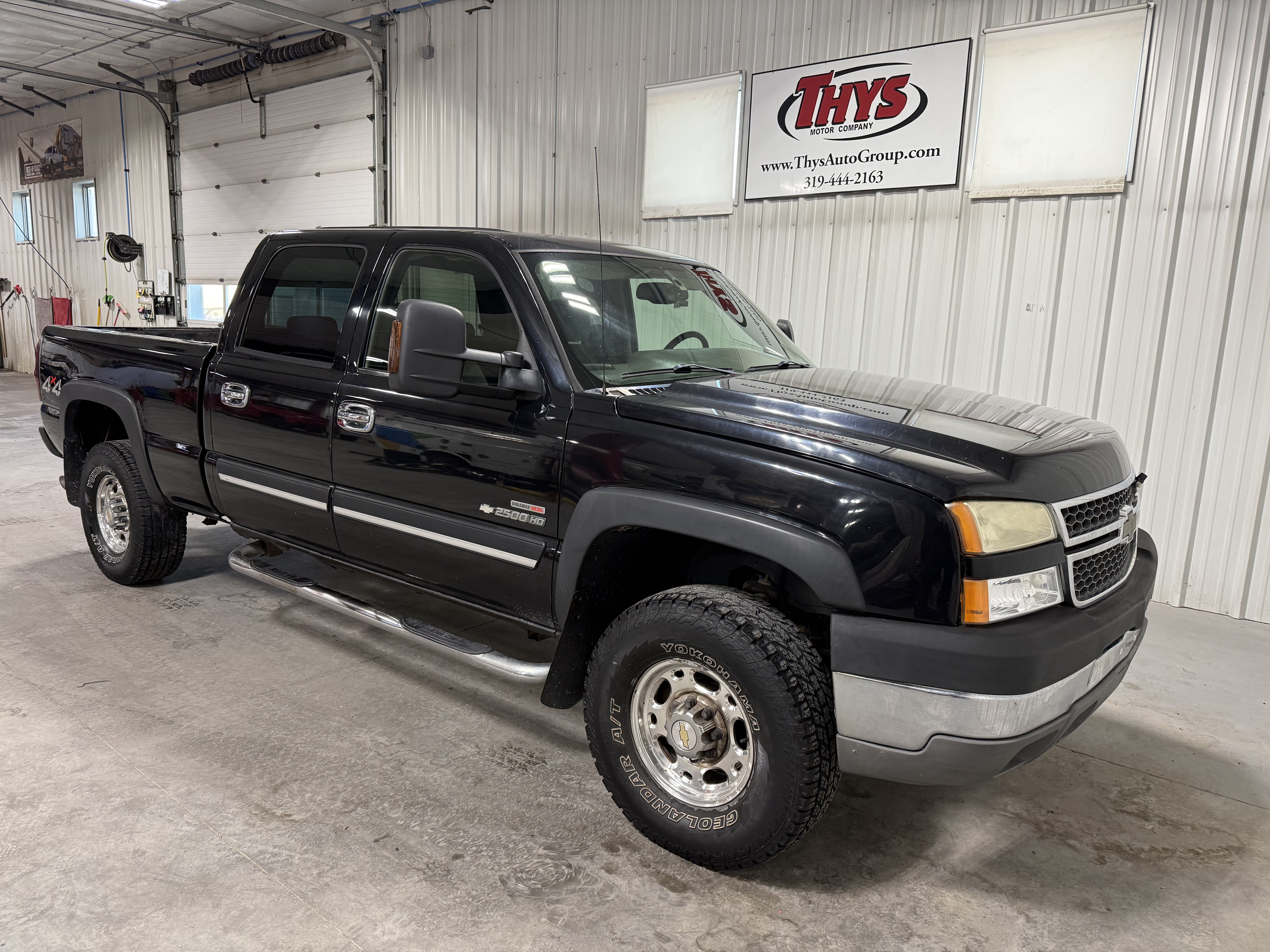 Used 2005 Chevrolet Silverado 2500 4x4 Crew Cab image 1