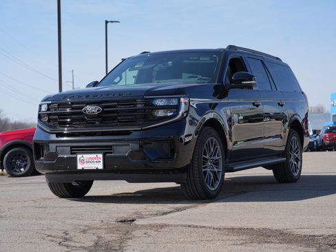 New 2026 Ford Expedition Max Platinum w/ Stealth Appearance Package AWD/4WD image 8