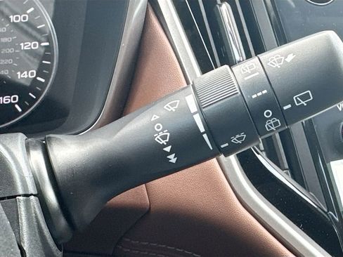 Used 2025 Subaru Outback Touring XT image 15