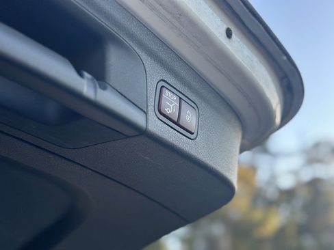 Used 2020 Mercedes-Benz GLE 350 image 7