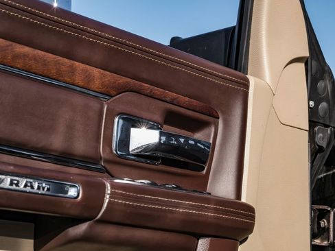 Used 2017 RAM 3500 Laramie Longhorn image 48