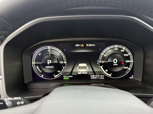 Used 2025 Mitsubishi Outlander SE image 13