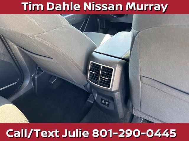 Used 2026 Kia Sportage LX FWD image 21