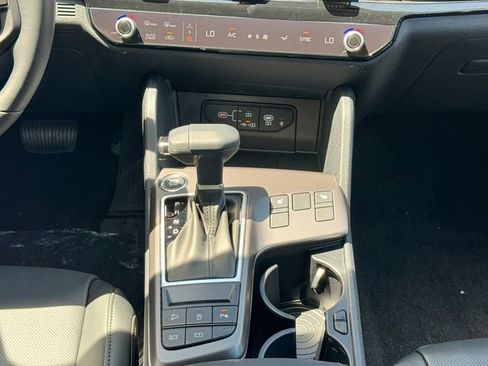 Certified 2026 Kia Sportage SX FWD image 28