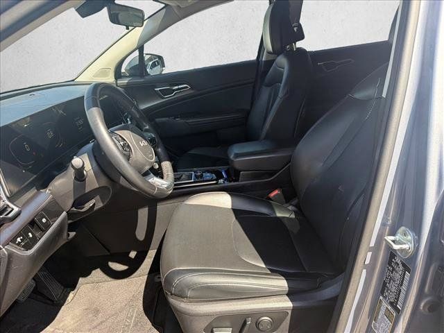 Used 2023 Kia Sportage EX FWD image 10