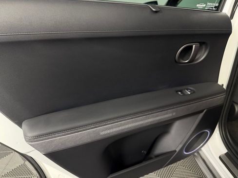 Used 2025 Hyundai Ioniq 5 Limited AWD/4WD image 29