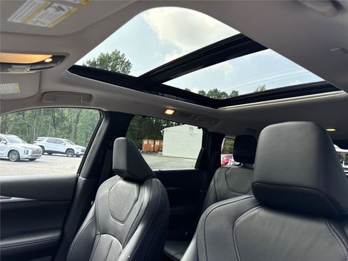 Used 2025 INFINITI QX60 Luxe w/ Vision Package image 21