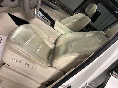 Used 2023 Cadillac Escalade Premium Luxury Platinum w/ LPO, Floor Liner Package AWD/4WD image 12