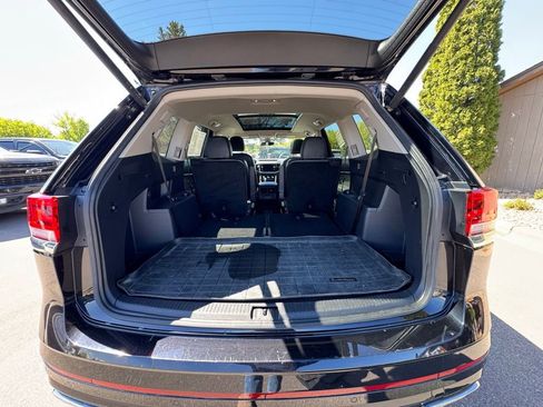 Used 2023 Volkswagen Atlas SEL Premium AWD/4WD image 35