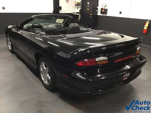 Used 2000 Chevrolet Camaro Z28 w/ Sport Appearance Pkg RWD image 7