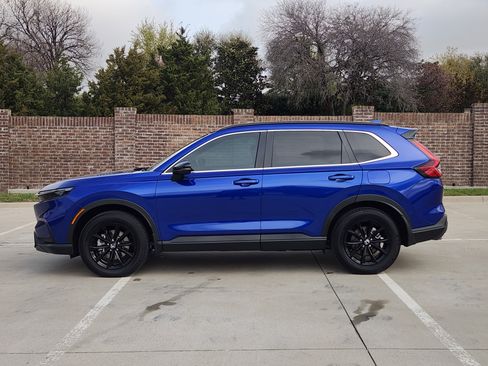 Certified 2025 Honda CR-V Sport image 5