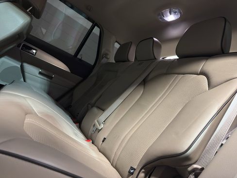 Used 2012 Lincoln MKX AWD image 29