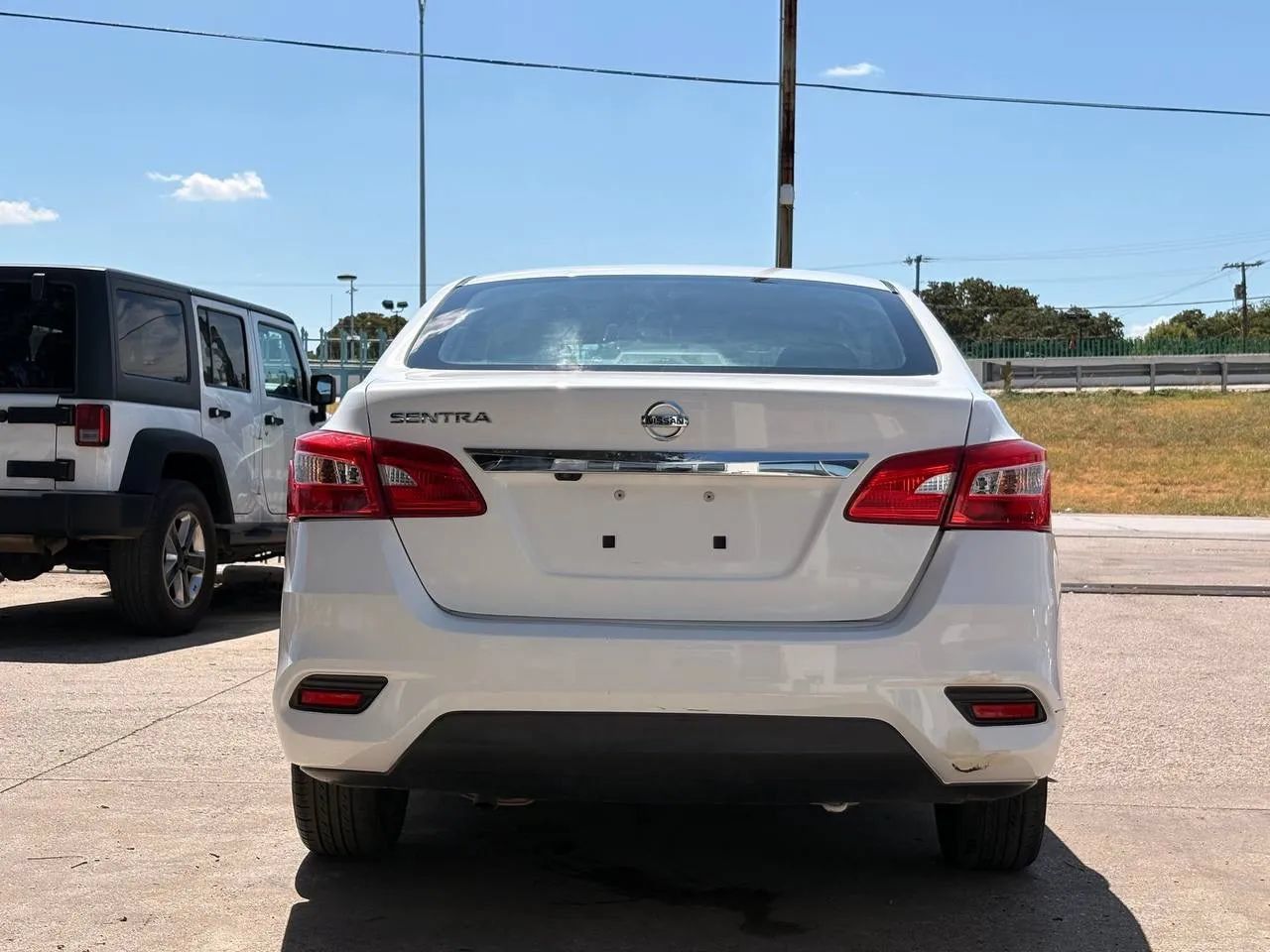 Used 2019 Nissan Sentra S FWD image 4