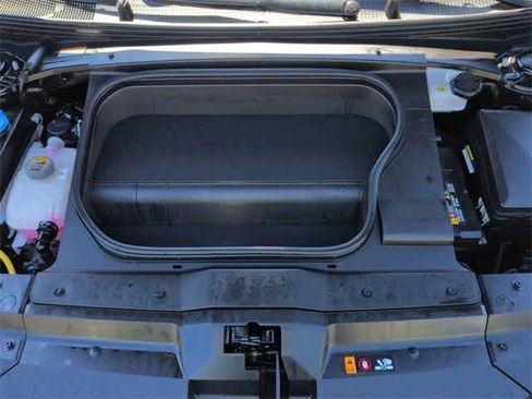 Certified 2025 Hyundai Ioniq 6 SEL image 15