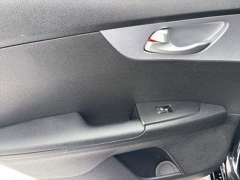Used 2024 Kia Forte LXS image 30