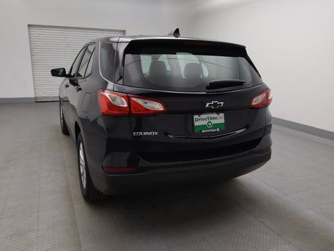 Used 2020 Chevrolet Equinox LS FWD image 6