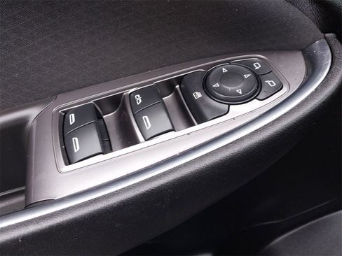 Used 2022 Chevrolet Malibu LT image 20