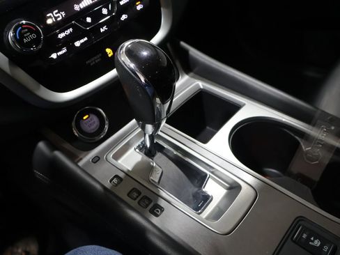 Used 2023 Nissan Murano SV image 28