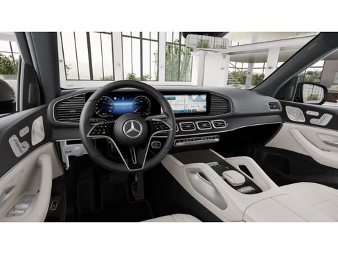 New 2025 Mercedes-Benz GLE 580 4MATIC image 2