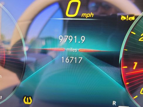 Used 2023 Mercedes-Benz E 450 Cabriolet image 22