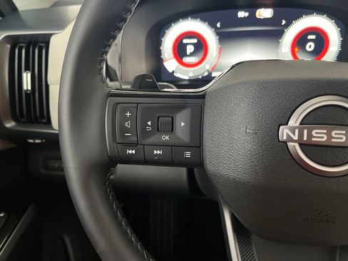 Used 2026 Nissan Pathfinder SL AWD/4WD image 58