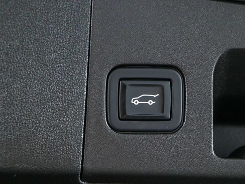 Used 2022 Cadillac XT5 Premium Luxury AWD/4WD image 31