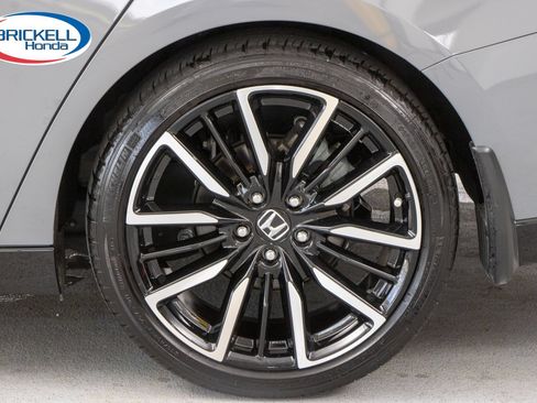 Certified 2025 Honda Accord Touring image 36