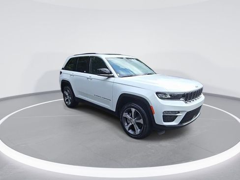 New 2024 Jeep Grand Cherokee Limited 4xe image 2