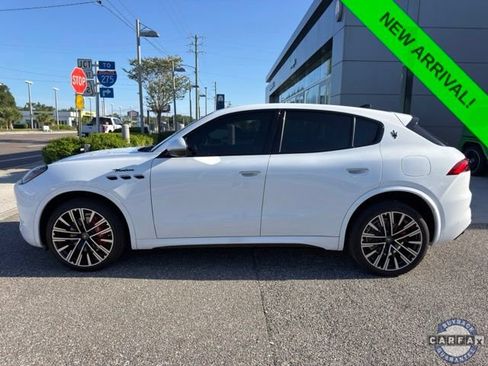 Used 2023 Maserati Grecale Modena AWD/4WD image 16