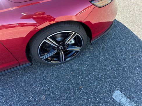 Certified 2025 Honda Accord Sport image 25