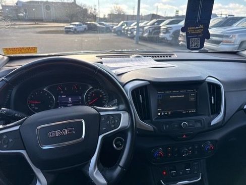 Used 2019 GMC Terrain SLE image 31