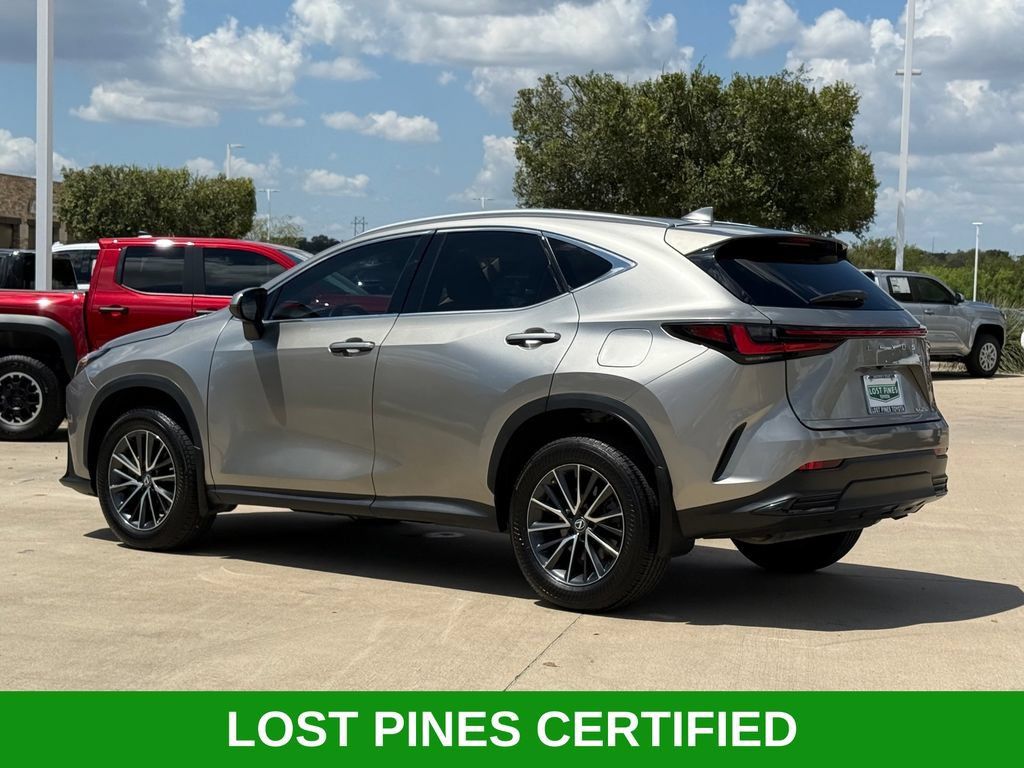 Used 2022 Lexus NX 250 FWD w/ Towing Package (2000 Lbs) image 3