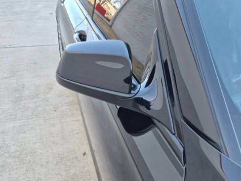 Used 2011 BMW ALPINA B7 w/ Driver Assistance Pkg image 36