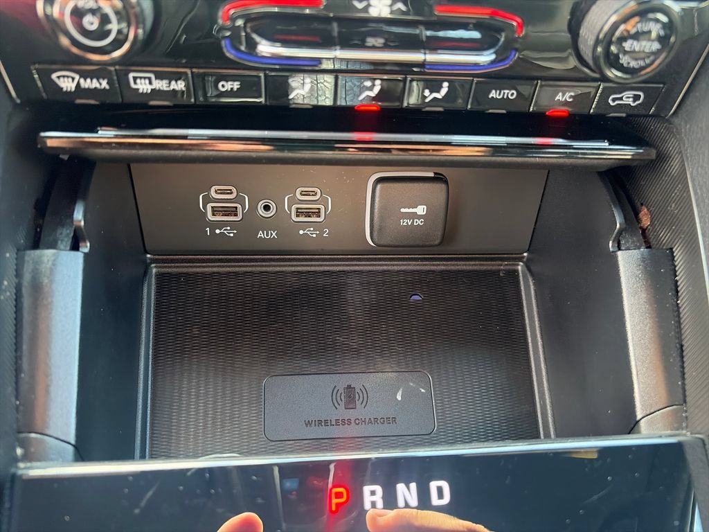 Used 2024 Jeep Grand Cherokee Altitude AWD/4WD image 36