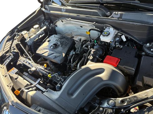 Used 2024 Buick Encore GX Sport Touring w/ Comfort Package image 13