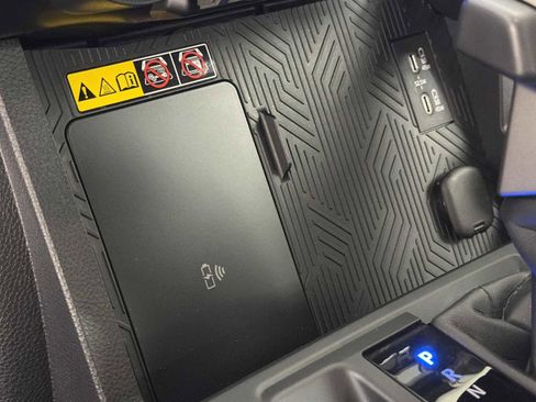 Used 2024 Toyota Tacoma Limited image 32