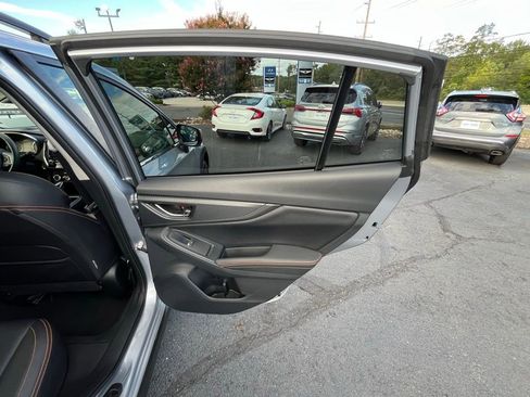 Used 2023 Subaru Crosstrek 2.5i Limited w/ Moonroof Package image 23