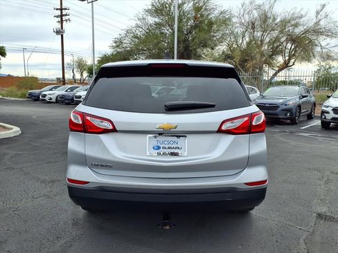 Used 2020 Chevrolet Equinox LS w/ LS Convenience Package image 10
