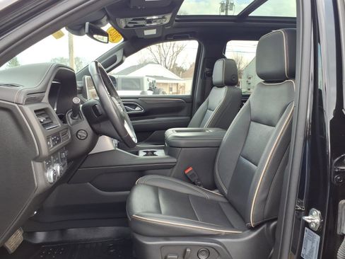 Used 2023 GMC Yukon SLT image 11