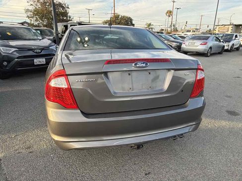 Used 2012 Ford Fusion SE FWD image 3