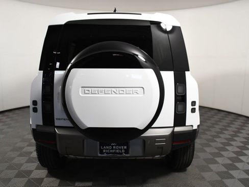 Certified 2026 Land Rover Defender 110 S AWD/4WD image 5
