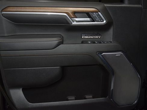 Used 2024 Chevrolet Silverado 1500 High Country w/ Technology Package image 50